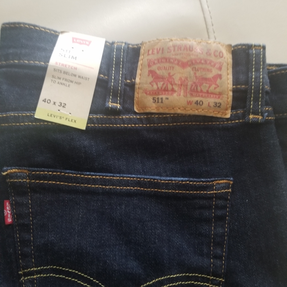 Mens blue stretch Levi's 40w 32l